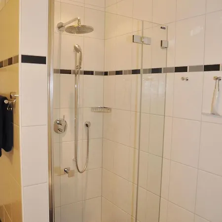 Apartment Chasa Miramunt 4